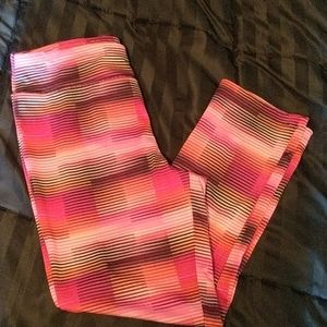 Flirtitude Capri Athletic